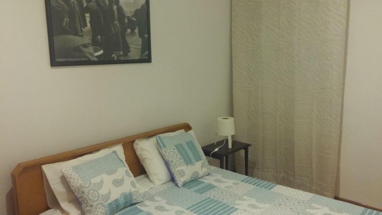 Encarnação Metro 1/2 Apartamento *